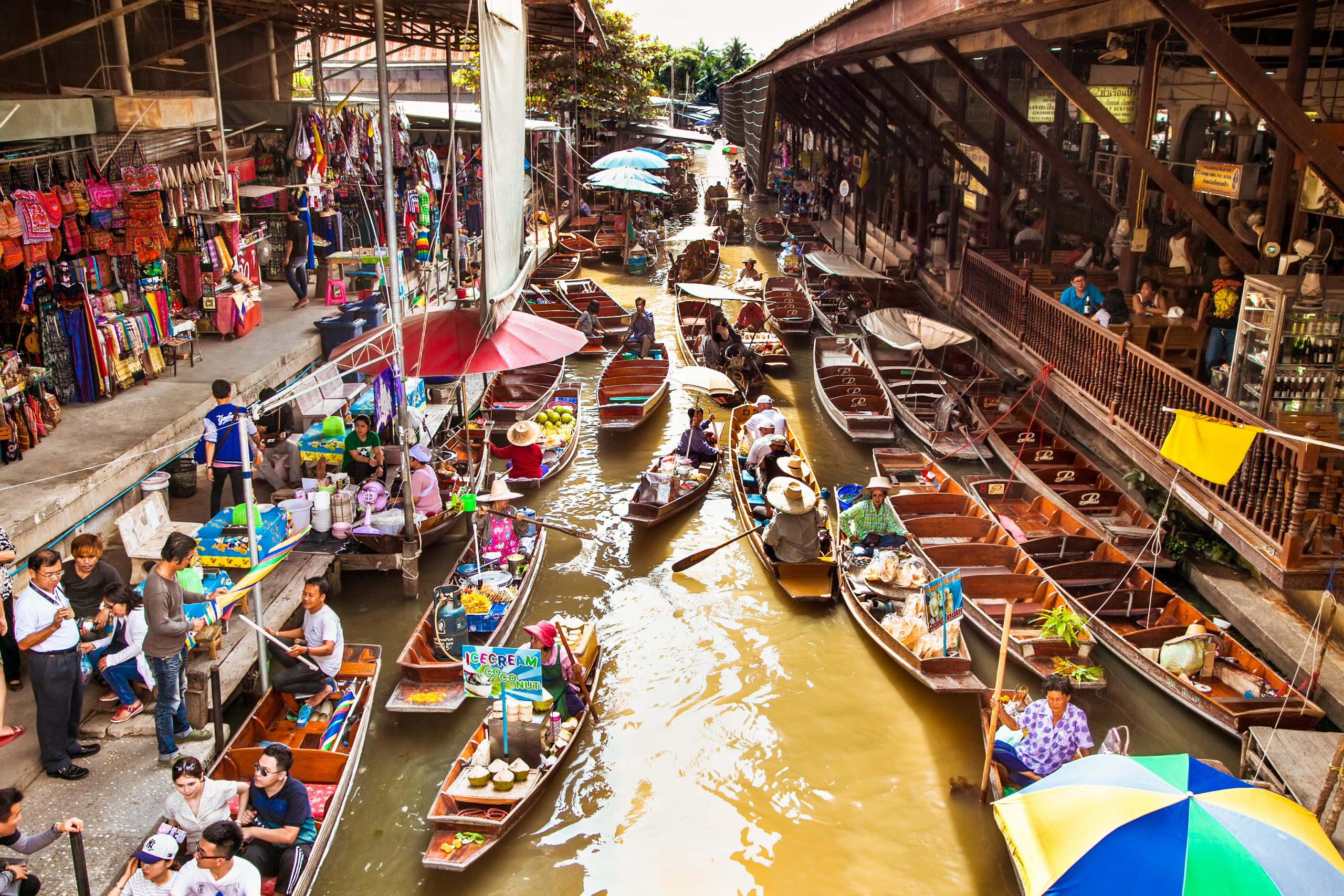 Travel guide 2023 to Damnoen Saduak Floating market
