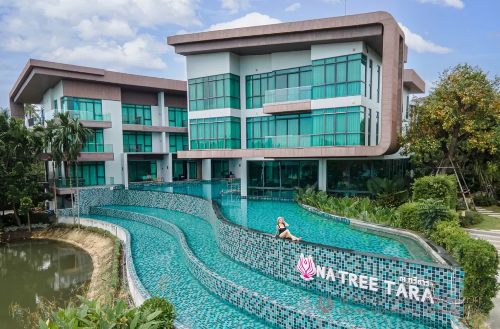 รีวิวที่พักอัมพวาสวยๆ ริมน้ำ ณ ทรีธารา โดย ชวนกันเที่ยวไหน พักห้อง Villa Terrace