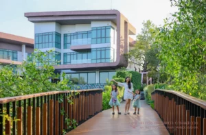Natreetara รีวิว - ที่พักอัมพวาสวยๆ ริมน้ำ ณ ทรีธารา โดยเพจ KK Dirary พักห้อง Villa Terrace บรรยากาศสวยๆ มองจากห้องพัก และ ทานอาหารริมน้ำ